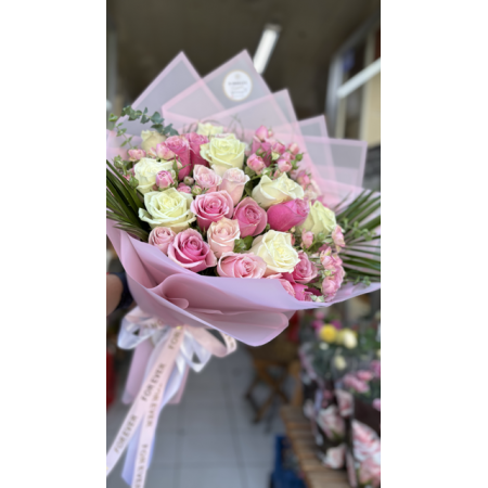 Vip ithal   Pembe/beyaz  buket karma